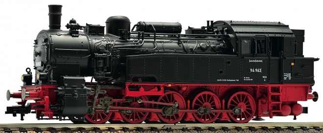Steam locomotive BR 94.5 with Digital couplers<br /><a href='images/pictures/Fleischmann/227069.jpg' target='_blank'>Full size image</a>